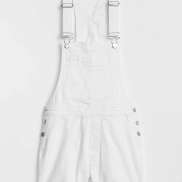 NWT Gap Short Overalls - Picture 3 of 3